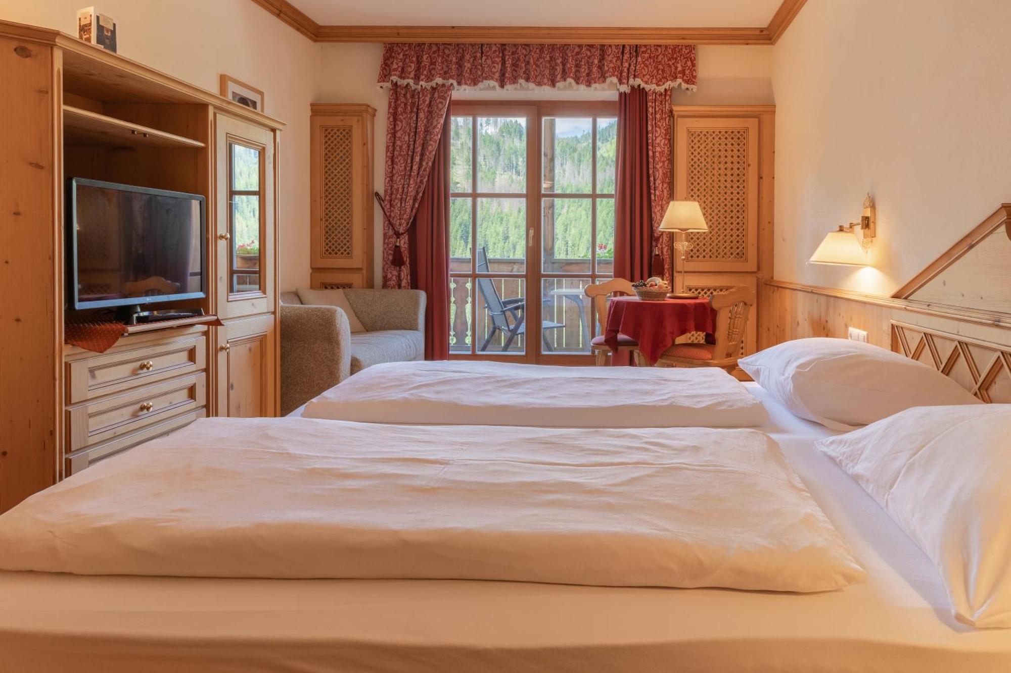 Luech Da Pcei Otel San Cassiano  Dış mekan fotoğraf